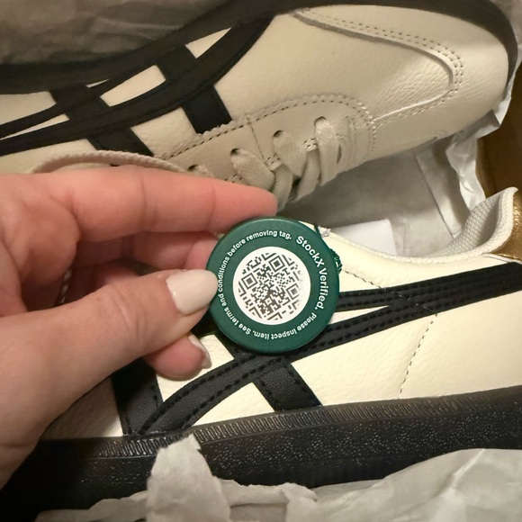 Onitsuka Tiger Tokuten White Black Gold NWT - Picture 13 of 13